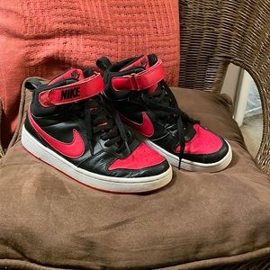 Nike Court Borough Mid 2 Black and red velcro and lace Size 6.5
